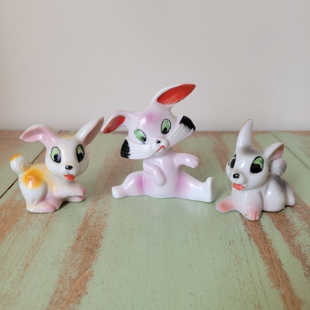 Anthromorphic Green Eyes Ceramic 1950's Bunny Trio 🐰💚